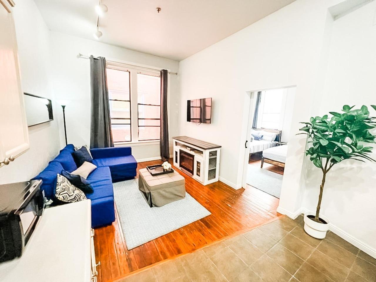 Gaslamp 2Bdrm - W Parking & 4 Beds #404 Hotel San Diego Bagian luar foto